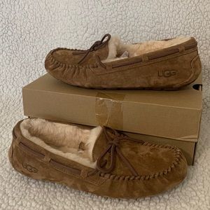 Women’s UGG Dakota Moccasin